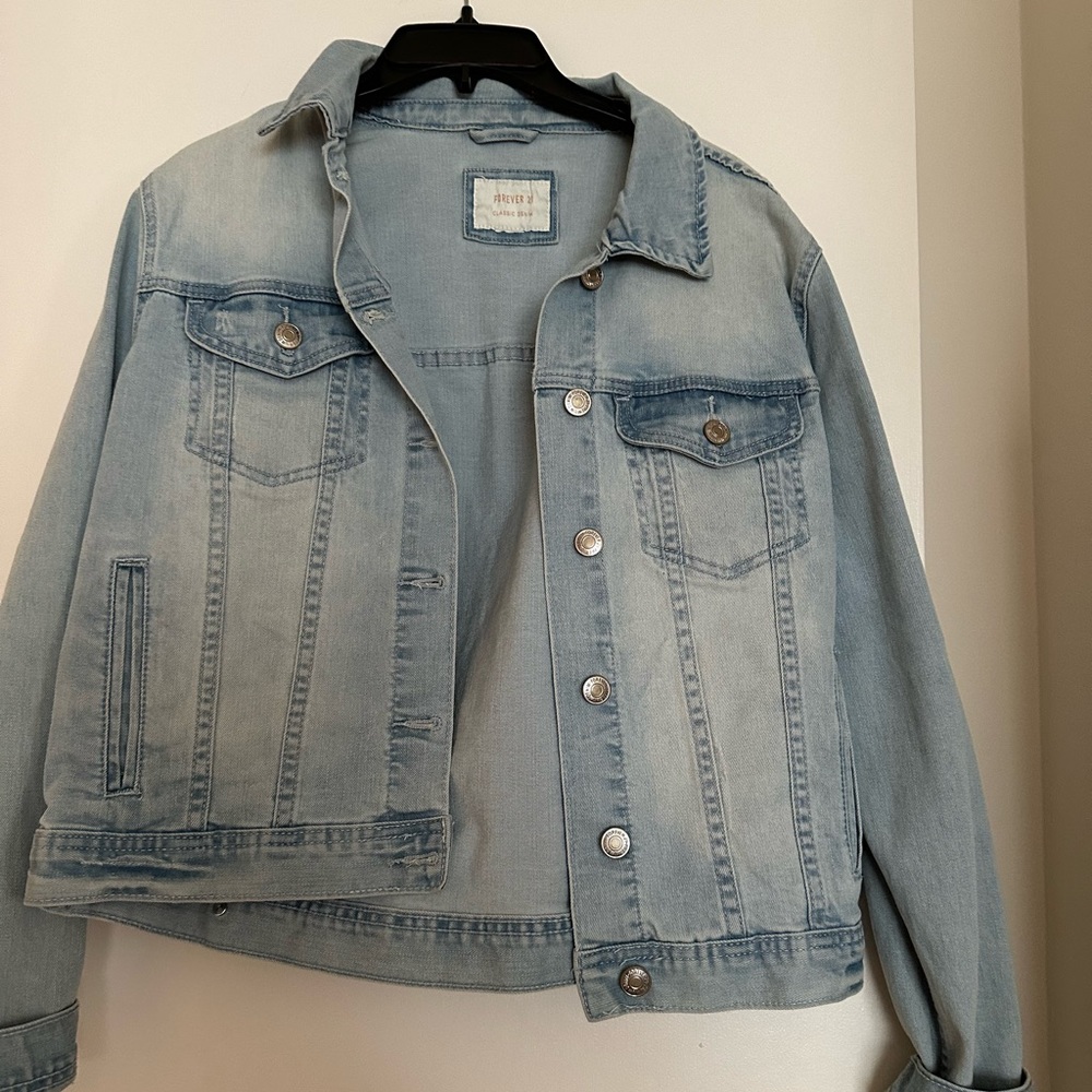 Forever 21 Light Blue Jean Jacket with Silver Details